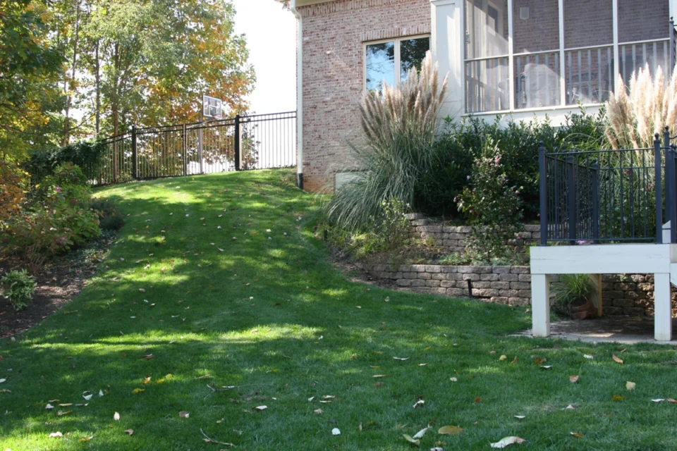 Landscape-Slope-terracing-Sod-