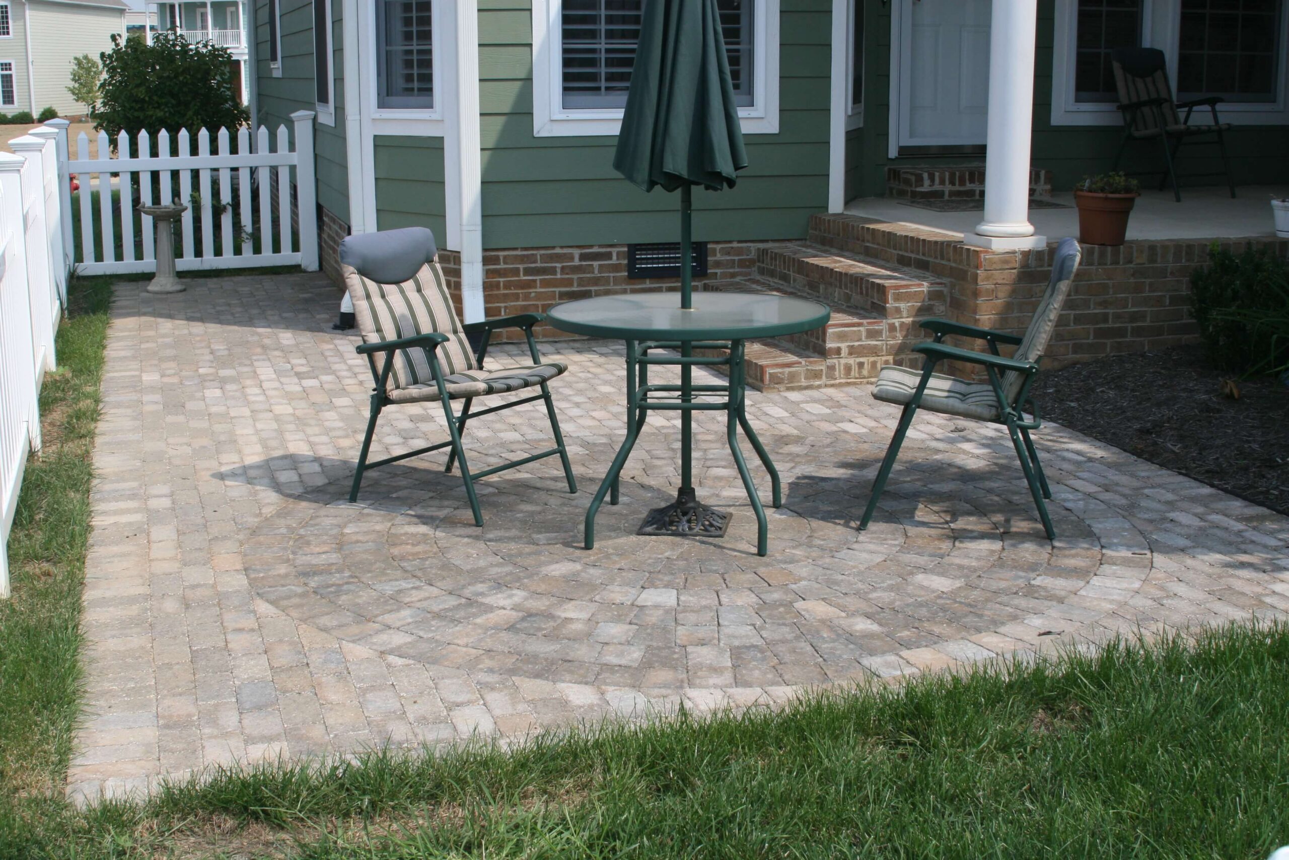 Paver Patio with Circle Kit in Oak Ridge TN